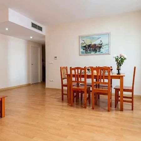 Apartment Moderno Tranquilo Con Piscina Y Jardin