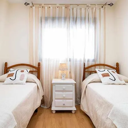 Moderno Tranquilo Con Piscina Y Jardin Dénia