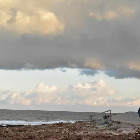 Moderno Tranquilo Con Piscina Y Jardin Apartment