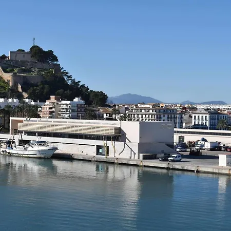 Moderno Tranquilo Con Piscina Y Jardin Dénia